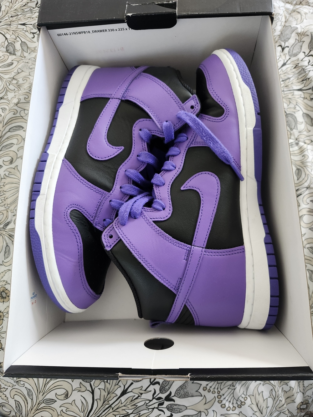 Nike Dunk Zoom Vomero 5 SE SP Purple & Black